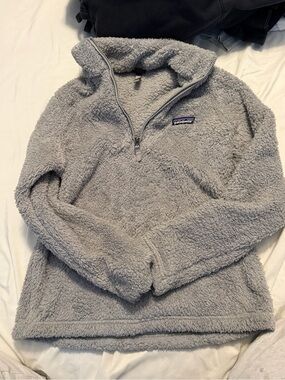 Patagonia Light Gray Plush Quarter-Zip Fleece